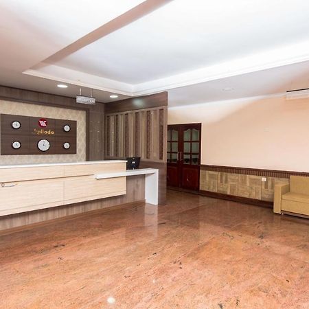 Thrissur Kallada Golden Hotel מראה חיצוני תמונה